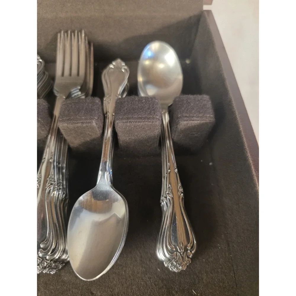 50 Pc Oneida All American BRIARWOOD Stainless Steel Flatware w Serving Spoons